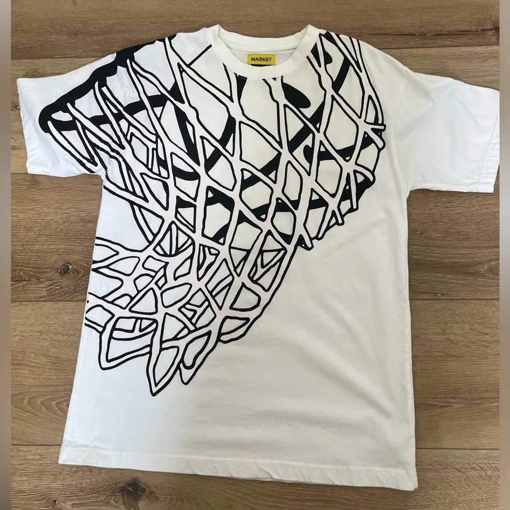 Market x The Smiley Company Men’s Basketball Change‎ in the Sun Tee Size Large